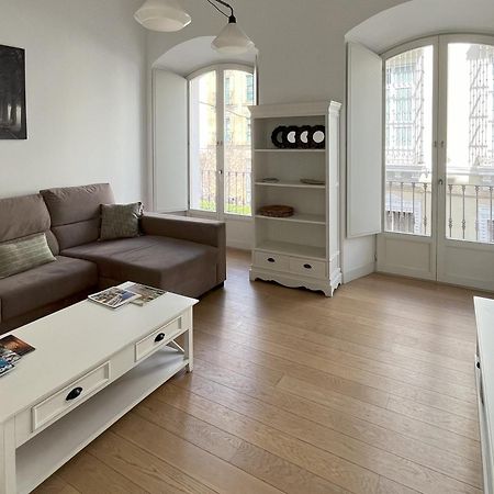 Balcones De Jauregui Premium Apartment Seville Exterior photo