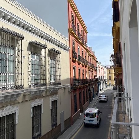 Balcones De Jauregui Premium Apartment Seville Exterior photo